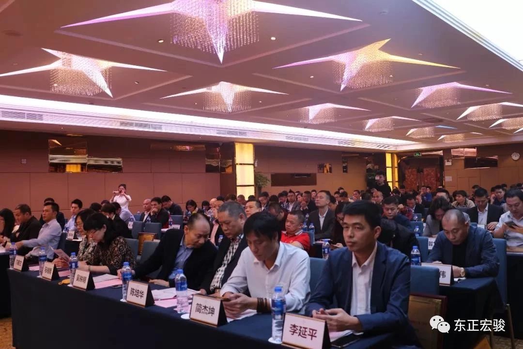 質(zhì)量之星獎(jiǎng)牌2.jpg 質(zhì)量之星獎(jiǎng)牌2.jpg