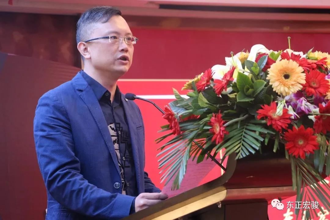 質(zhì)量之星獎(jiǎng)牌8.jpg 質(zhì)量之星獎(jiǎng)牌8.jpg